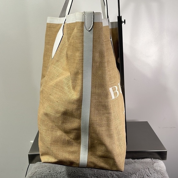 Authentic Burberry tote beach bag - Picture 4 of 11